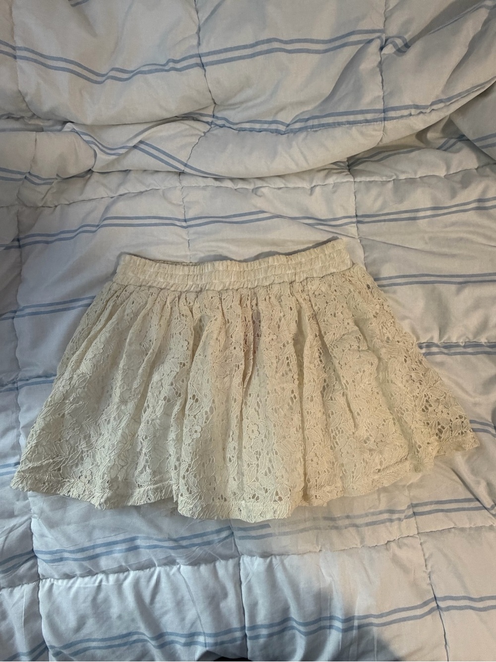 Boohoo Cream Lace Skater Mini Skirt